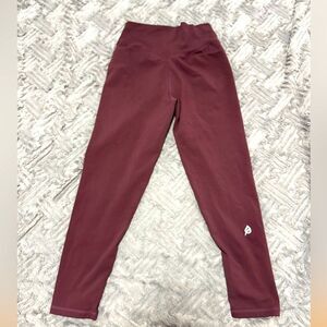 P'tula Taylor Cranberry Fuschia Stay True Leggings - Size L Athletic Gym Outdoor